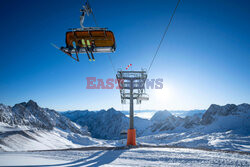 Otwarcie sezonu zimowego w niemieckim Zugspitze