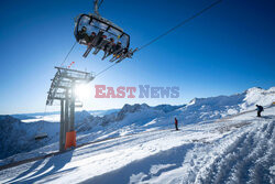 Otwarcie sezonu zimowego w niemieckim Zugspitze