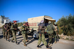 Syryjscy rebelianci podczas ofensywy w Aleppo