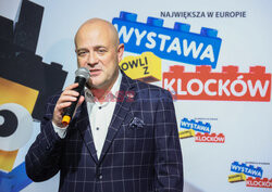 Replika PGE Narodowego z klocków Lego