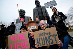 Protest przeciw obcieciu budżetu na kulturę w Berlinie