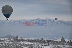 Balony w ośnieżonej Kapadocji