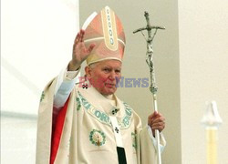 JOHN PAUL II - AP