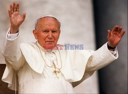 JOHN PAUL II - AP