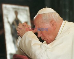 JOHN PAUL II - AP