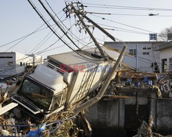 Trzęsienie ziemi i tsunami w Japonii