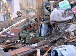 Trzęsienie ziemi i tsunami w Japonii