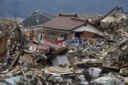 Trzęsienie ziemi i tsunami w Japonii