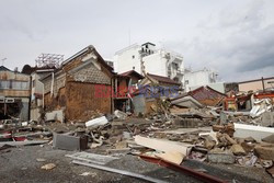 Trzęsienie ziemi i tsunami w Japonii