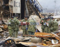 Trzęsienie ziemi i tsunami w Japonii