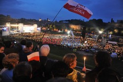 Beatyfikacja JPII - wieczorne czuwanie na Circo Massimo