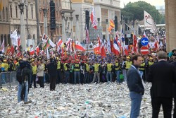 Beatyfikacja JPII - wieczorne czuwanie na Circo Massimo