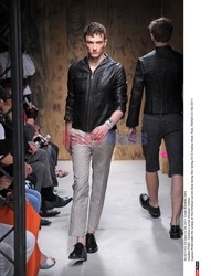 Paris Men SS arch