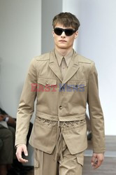 Paris Men SS arch