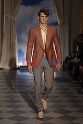 Paris Men SS arch