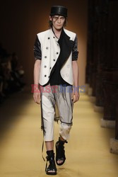 Paris Men SS arch