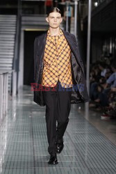 Paris Men SS arch