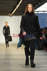 Milan Fashion Week  - arch