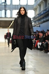 Milan Fashion Week  - arch