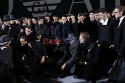 Milan Fashion Week  - arch