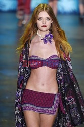 Anna Sui