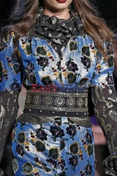 Anna Sui details