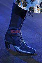 Anna Sui details