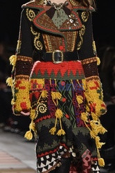 Etro details