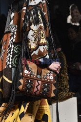 Etro details