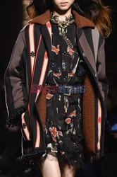 Etro details