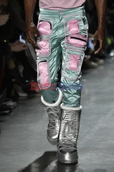 Jeremy Scott details