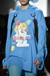 Jeremy Scott details