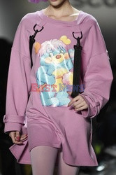 Jeremy Scott details