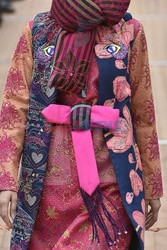 Manish Arora details