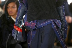 Sacai details