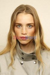 Isabel Marant backstage beauty