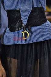 Dior details details