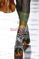 Manish Arora details details