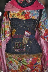 Manish Arora details details