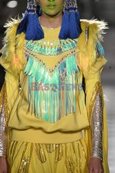 Manish Arora details details