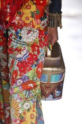 Manish Arora details details