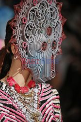 Manish Arora details details