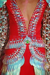 Manish Arora details details