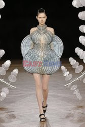 Iris Van Herpen LB