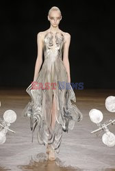 Iris Van Herpen LB