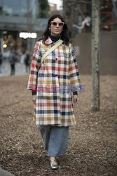 Burberry Street Style