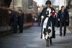 Victoria Beckham Street Style