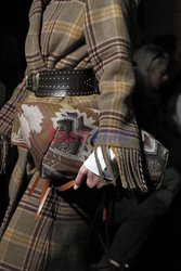 Etro details