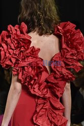 Tadashi Shoji Details