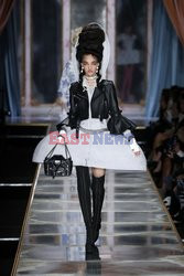 Moschino LB